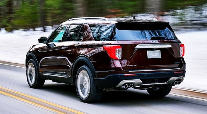 Ford Explorer Platinum 2023