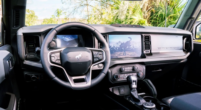 2023 Ford Bronco Everglades Interior