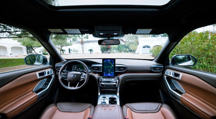 2024 Ford Explorer ST-Line Interior